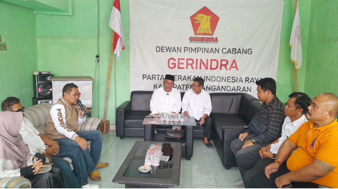 Dadang Solihat Mengajukan Pendaftaran sebagai Bacabup di Gerindra Pangandaran