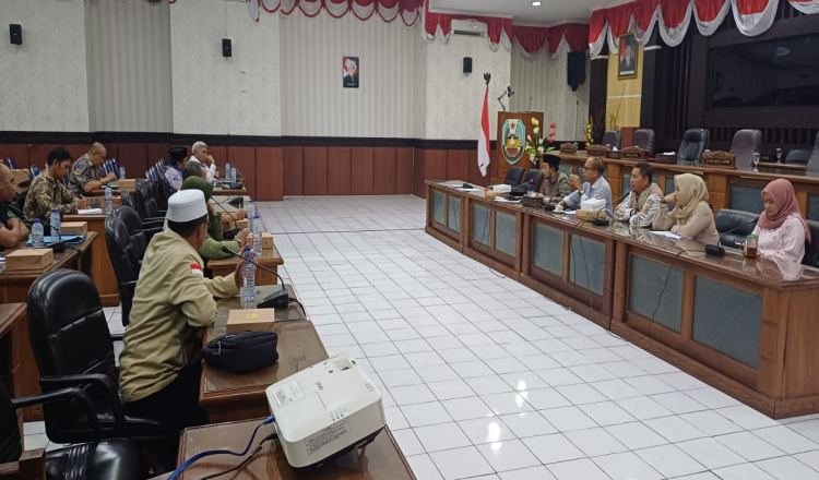 Wali Murid dan Tokoh Masyarakat di Situbondo Protes Siswa Gagal Ikut O2SN Provinsi, Desak DPRD Bertindak