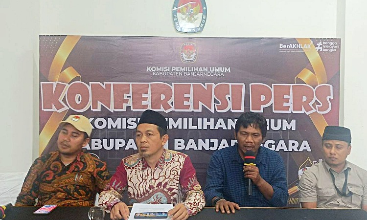 Simulasi Pendaftaran Paslon Bupati dan Wakil Bupati oleh KPU Banjarnegara Dijelaskan secara Detail