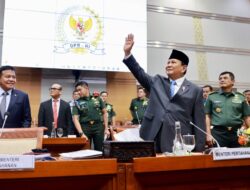 Prabowo Subianto Says Goodbye and Apologizes in Last DPR Meeting: Bigger Duties Await Us