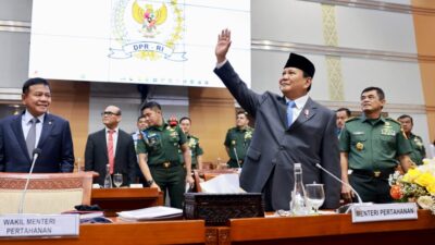 Prabowo Subianto Says Goodbye and Apologizes in Last DPR Meeting: Bigger Duties Await Us