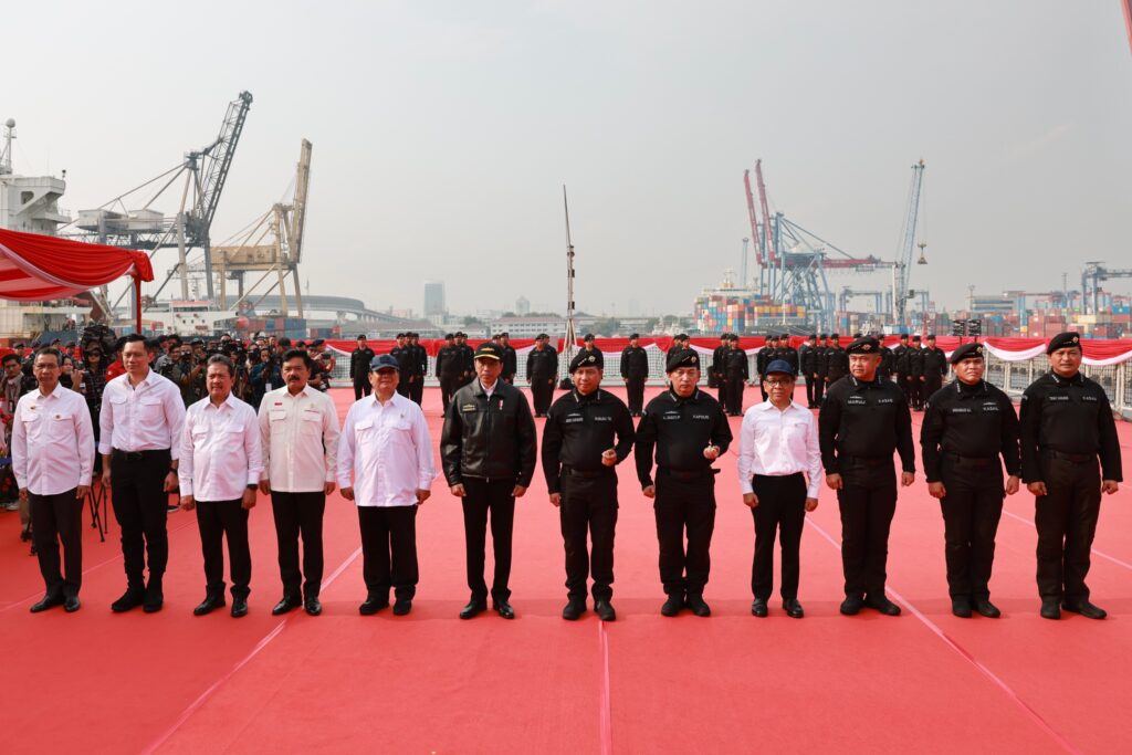 55 Kapal Perang dan 25 Pesawat Udara TNI AL Dikerahkan dalam Pergelaran Pasukan yang Meriah