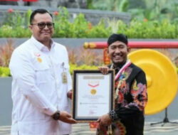 Tugu Keris Arya Wiraraja Sumenep: Rekor MURI Tertinggi di Indonesia!