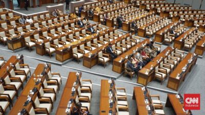 “RUU Minerba Disahkan: DPR Usulkan Inisiatif Baru”
