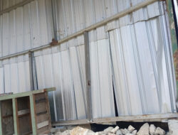 Warga Tuban Keluhkan Kerusakan Rumah Terimbas Proyek Saluran: Kontraktor Kabur