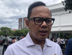 Wamendagri Duga Ada Kepala Daerah PDIP Ikut Retreat: Penemuan Menjanjikan