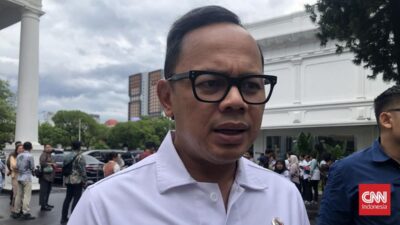 Wamendagri Duga Ada Kepala Daerah PDIP Ikut Retreat: Penemuan Menjanjikan