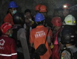 Puslabfor Polri Periksa Sampel Kabel Terbakar Glodok Plaza