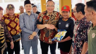 Bantuan Pemkab Gresik untuk Nelayan Terdampak Cuaca Ekstrem