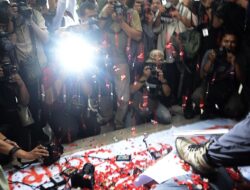 18 Jurnalis Alami Kekerasan Saat Meliput Demo Tolak UU TNI
