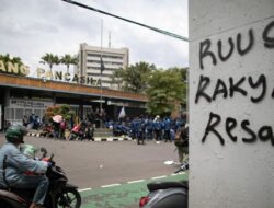 Demo Tolak Revisi UU TNI: 3 Mahasiswa UI Terluka