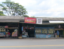 Tape-tape Mama Pipik di Simpang Jomin: Tips Mudik Terbaik