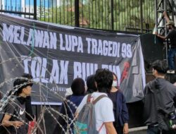 Komnas HAM Konfirmasi Keberadaan Pemerkosaan Massal di Tragedi 1998