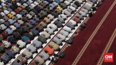 Penjagaan Masjid Istiqlal oleh 710 Personel Polda Metro Jaya