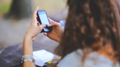 Layanan Gratis Telekonsultasi Kesehatan Jiwa 24 Jam dari DKI