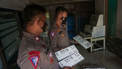 Mengapa Pelat Nomor Kendaraan Penting? Temukan Fungsinya!