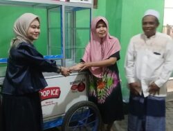 Strengthening UMKM Sector in Gresik Amid Global Trade War – PDI Perjuangan DPR RI Members
