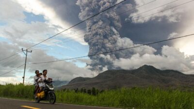 Meletusnya Gunung Lewotobi Laki-laki di NTT: Kejadian dalam 8 Hari