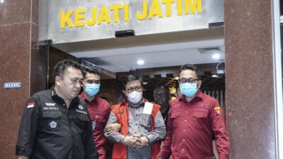 Sidang Tuntutan 3 Hakim PN Surabaya Kasus Ronald Tannur Ditunda