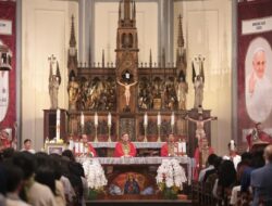 Katedral Ajak Semua Paroki Gelar 9 Hari Berkabung untuk Paus