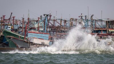 Peringatan Gelombang Tinggi BMKG Sulut: 2,5 Meter