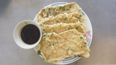 Resep Tempe Mendoan Enak dan Anti Gagal dengan Sambal Cocol Kecap!