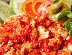 Resep Ayam Geprek Crispy dengan Sambal Super Pedas