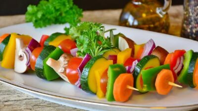 Diet DASH vs Diet Mediterania: Pilih Mana untuk Hipertensi?
