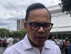 Wamendagri Bima Arya: Mengatasi Ormas Meresahkan