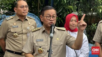 Pramono Serahkan SK 3.419 CPNS Pemprov DKI: Pentingnya Patuhi Hukum