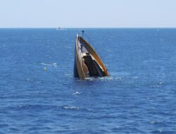 Tragedi Kapal Nelayan di Tanjung Karawang: 4 Awak Hilang