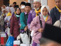 Kepulangan 380 Jemaah Haji Banyuwangi: Kisah Sempat Tertunda