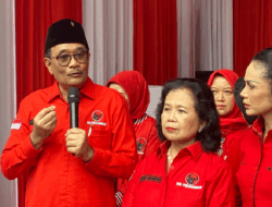 Djarot PDIP Ingatkan Soal Rencana Tulis Ulang Sejarah RI