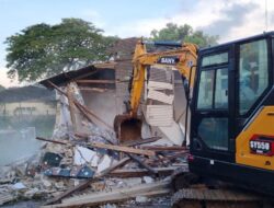 Razia Tempat Prostitusi & Karaoke di Ex Terminal Ciputat Tangsel