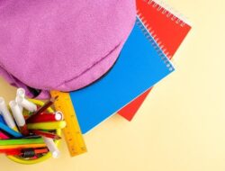 7 Perlengkapan Sekolah Penting untuk Meningkatkan Semangat Belajar Anak