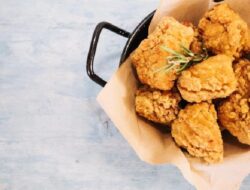 Makanan yang Harus Dihindari Saat Radang Tenggorokan