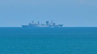 Dampak Kapal Perang China di Laut RI: Curhat Nelayan	Command of the message required.