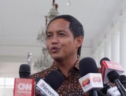 Raja Juli: Prabowo Hadir di Kongres PSI Tidak Dikonfirmasi