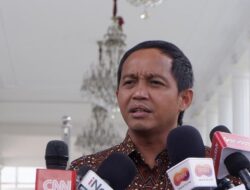 Raja Juli Bicara: Peluang Jokowi Jadi Dewan Pembina PSI
