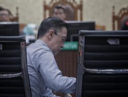 Tom Lembong Hadapi 1.091 Halaman Tuntutan Jaksa: Kasus Impor Gula