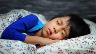 Penyebab dan Cara Mengatasi Insomnia pada Anak