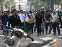 Bentrok di Depan Mako Brimob Kelapa Dua: Kronologi Kejadian Sabtu Pagi
