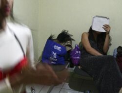 Barisan Waria Ikut Gerak Jalan 17an Parepare: Kontroversi di Sulsel