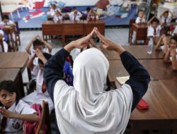 Guru Sekolah Swasta di DKI: Kajian Terkait Subsidi Dana Pendidikan