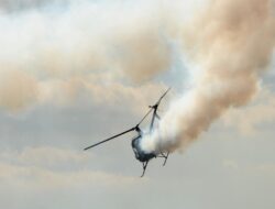 Penemuan Lokasi Titik Jatuh Helikopter di Mimika: Evakuasi Besok