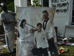 Polisi Tetapkan 10 Tersangka Kasus Penjarahan Rumah Uya Kuya: Berita Terbaru