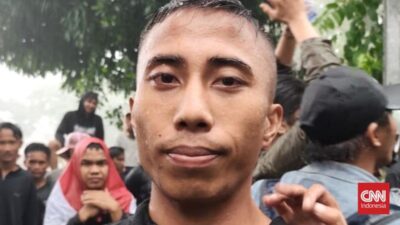 Provokasi Pria Ngaku TNI dalam Aksi Serang DPRD Sumut